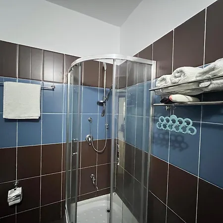Apartment Sea View In Velipoja,kompleksi Fishta
